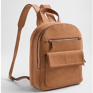 Modern gap backpack. Cagnac color